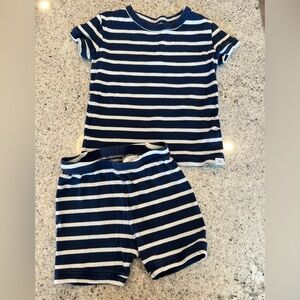 Gap Pajama set toddler boy 3T navy striped short set